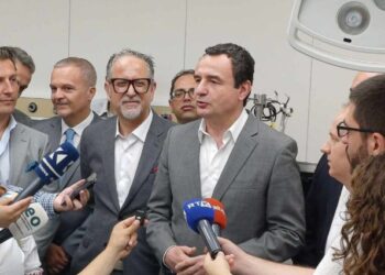 Kurti reagon për vrasjen e Faton Hajrizit: Nuk kam nevojë të bëj edhe punën e ministrit
