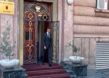 Ndryshimet në qeveri, Rama mbledh Kryesinë e PS, të pranishëm edhe ministrat e rinj