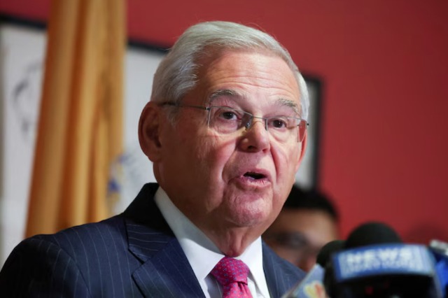 I korruptuar nga Katari dhe Egjipti, dënohet senatori amerikan Bob Menendez, FBI i gjen shufra ari në shtëpi