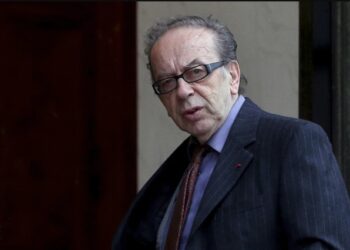 Ndarja nga jeta e Kadaresë, “La Repubblica”: Romancieri që luftoi kundër komunizmit