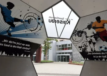 Skandali seksual në kampin e Shqipërisë në Dortmund, Bild: Viktima ka qenë në kontakt me dhunuesin, i tha…