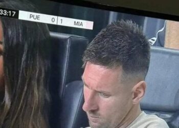 VIDEO/ Kapet “mat” partnerja e Mess-it! I shikon telefonin me cepin e syrit