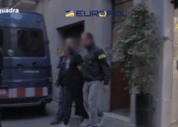 “O shpirt…”/ Përgjimet, kush është trafikantja shqiptare pjesë e grupit kriminal, zbardhet biseda me ‘kolegun’: T’i jepja 500 euro për respekt