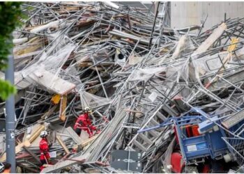 Tragjedi e rëndë! Shembet skela, disa të vdekur