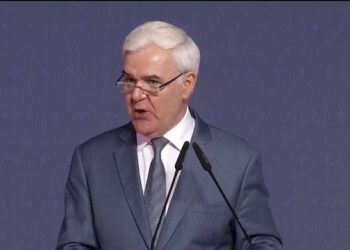 “Opozita ka mbetur në shekullin e kaluar”, Xhafaj: Qëndrimi i Ramës për “përgjegjësi individuale ndaj drejtësisë”, i duhuri