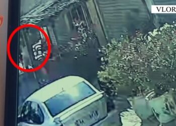 “Zjarri i djeshëm në Vlorë, i qëllimshëm”, policia jep detaje: U dogjën një lokal dhe tre garazhe 50-vjeçari i vuri zjarrin biznesit të gruas dhe…