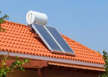 Mbi 86 mijë familje me panele diellore, reduktohet deri në 40% fatura e energjisë elektrike