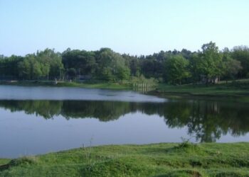 E rëndë në Kukës, humb jetën një person, u fut për t’u larë në liqen