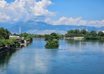 Zbardhen detaje nga ngjarja e rëndë në Shkodër, pse 27-vjeçarja tentoi të mbytej në lumë bashkë me 4 fëmijët dhe si u shmang tragjedia