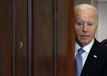 Prapaskenat e tërheqjes së Biden nga gara për president