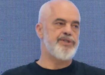 “Të rroftë Mercedezi kur trupin e ke si karroca e Dylit”, Rama takim me sipërmarrësit: Investoni tek kapitali njerëzor