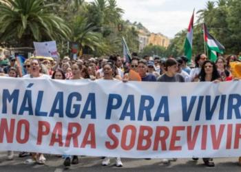 Rritje e kostove të jetesës nga turizmi masiv, sërish protesta në Spanjë: Duam të jetojmë, jo të…