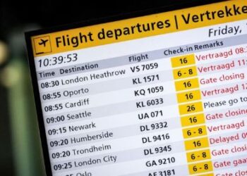 Rënia e sistemeve dhe probleme me softueret\ Gati 1100 fluturime anulohen në të gjithë globin