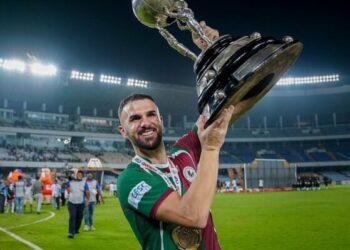 Zyrtare/ Armando Sadiku nënshkruan me skuadrën e re