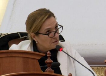 “Nga dje ra dhe maska e fundit”, Açka largohet nga grupi i PD: Të pangopurit e shqyen opozitën para syve tanë, ndaj…
