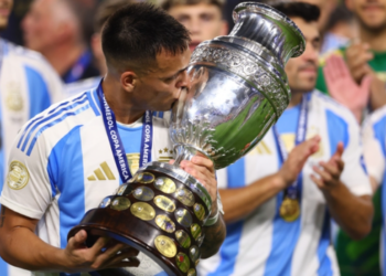 “L’Equipe” lumturon “Zikaltërit”, ylli i Inter mes favoritëve për të fituar “Topin e Artë”