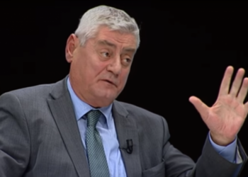 Dash Shehi publikon listën e 32 deputetëve që kanë firmosur për listat e hapura: Qëndroni larg pazarit