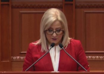 Lindita Nikolla jep dorëheqjen si kryetare e Kuvendit, zbulon arsyen