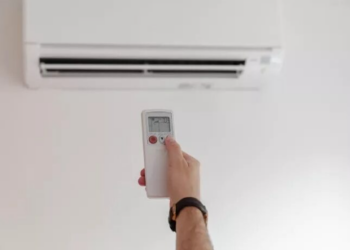 Çfarë ndodh me trupin tuaj nëse qendroni gjatë gjithë kohës në një ambient me ajër të kondicionuar