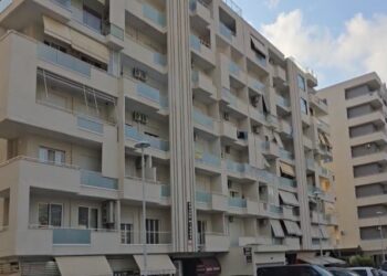 SPAK kontrollon një banesë në Vlorë, avokati i Beqajt: Tentativë e dëshpëruar! Shtëpia s’është e ish-ministrit