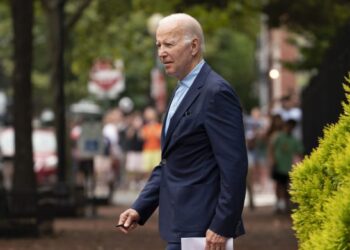 SHBA\ Presidenti Biden rezulton pozitiv me Covid-19