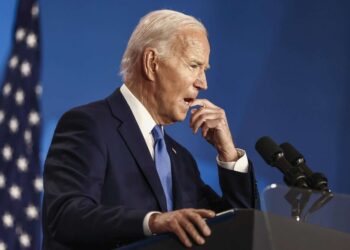 Biden i vendosur të vazhdojë garën…por bën gafën e radhës, ngatërron Zelenskyn me Putin