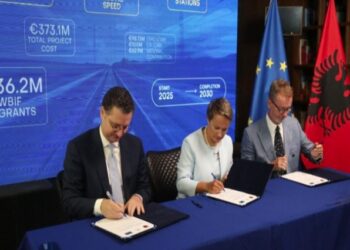 Firmoset marrëveshja, 136 milionë euro grant nga BE për rehabilitimin e hekurudhës Vorë-Hani i Hotit