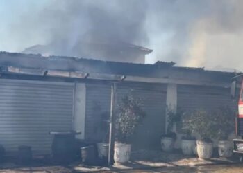 Përfshihet nga flakët një magazinë në Vlorë, dyshimet e policisë
