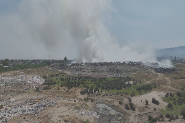 Djegia e plehrave në Vlorë, vetëm një vatër aktive në fushën e grumbullimit të mbetjeve