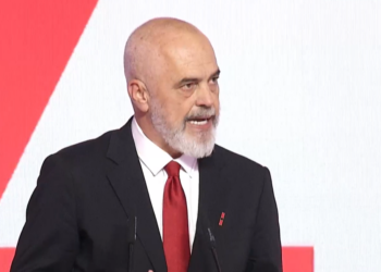 LIVE! Rama në Kongresin e PS: Nga sot nis projekti “Shqipëria 2030”. PD, cisternë helmi!