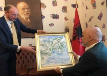 Ambasadori i Britanisë së Madhe në Tiranë jap lajmin: Në vitin 2025 Shqipëria do të presë Komunitetin Politik Evropian