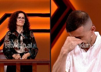 Misteri i atësisë zgjidhet pas 3 vitesh! Nënë e bir shpërthejnë në lot nga përgjigjja