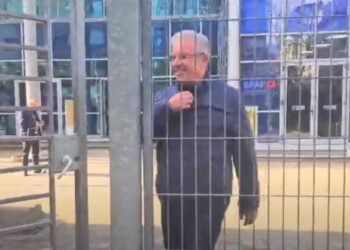 Nën hetim për tjetërsimin e rreth 10 mijë m2 tokë në bregdetin, Apeli i GJKKO i sekuestron Jorgo Goros një apartament