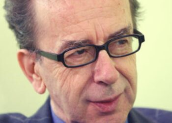 Shuarja e kolosit të letërsisë jehonë në mediat ndërkombëtare: Kadare, njeriu që rrëfeu fshehtas botës, fytyrën e regjimit