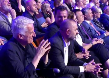 Batutat e Ramës për Majkon: Ke mik lali Erin, i gjen varret aty ku do