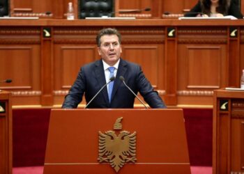 Kodi i ri Zgjedhor, Mediu kundër PD-PS: Pazar okult, shqiptarët kanë pritur ndryshe