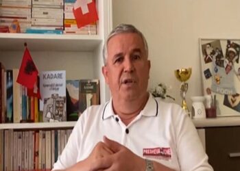 Ndarja nga jeta e Kadaresë, gazetari: Ditë zie për literaturën botërore