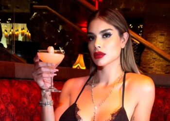 Vritet prezantuesja televizive dhe motra e ish-futbollistit të Fiorentinës, autorët iu afruan me një fugon dhe…