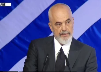 Ku do të prehet Kadareja? Rama tregon pse nuk u varros pranë vëllezërve Frashëri apo te Dëshmorët
