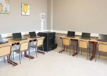 Laboratorë smart për nxënësit që në klasat e para, Rama: Kemi instaluar 216 SmartLab