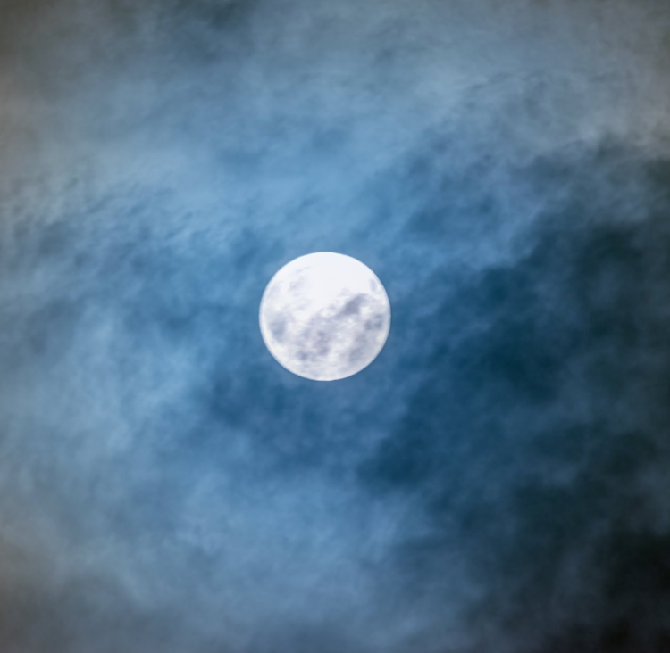 Fotot magjepsëse të Super Hënës Blu, ja si duket në vende të ndryshme të botës