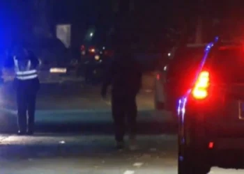 E rëndë në Kosovë! Vritet një person jashtë një lokali dasmash, autori dyshohet të jetë efektiv policie