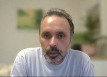 ‘Turpi i Berishës që kandidoi Belerin’, Ergys Mërtiri: Edhe Gjikuria i njëjti mall, të dy foto me flamurin e Vorio Epirit