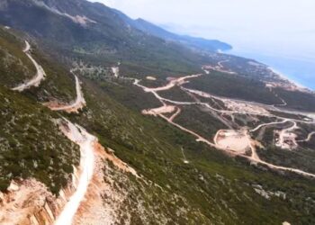 Rruga e Bregut pjesë e aksit të ri Dhërmi- Sarandë, ARRSH çel garën: 82 milionë lekë vetëm për studimin dhe projektimin