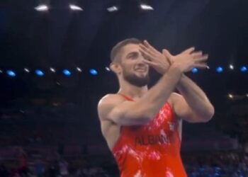 Shqipëria arrin medaljen e dytë në Olimpiadë, Dudaev triumfon në finalen e Bronzit