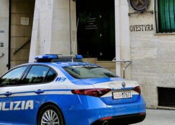 Bie nga skela 7 metra e lartë shqiptari në Itali, në gjendje të rëndë për jetën