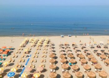 “Forbes Espana”: Shqipëria, një nga destinacionet kryesore për udhëtarët në 2024