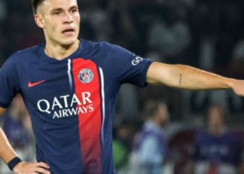Manchester United në kontakt me PSG për Manuel Ugarte, mesfushori kërkon kalimin te “Djajtë e Kuq”