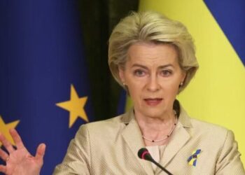 Von der Leyen: Evropa duhet t’i rishikojë themelet e sigurisë dhe ta forcojë mbrojtjen e Ukrainës
