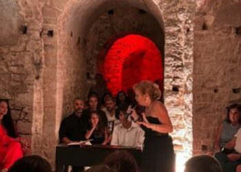 FOTOLAJM/ Inva Mula, Genc Tukiçi dhe Olen Cesari, koncert në kalanë e Porto Palermos!